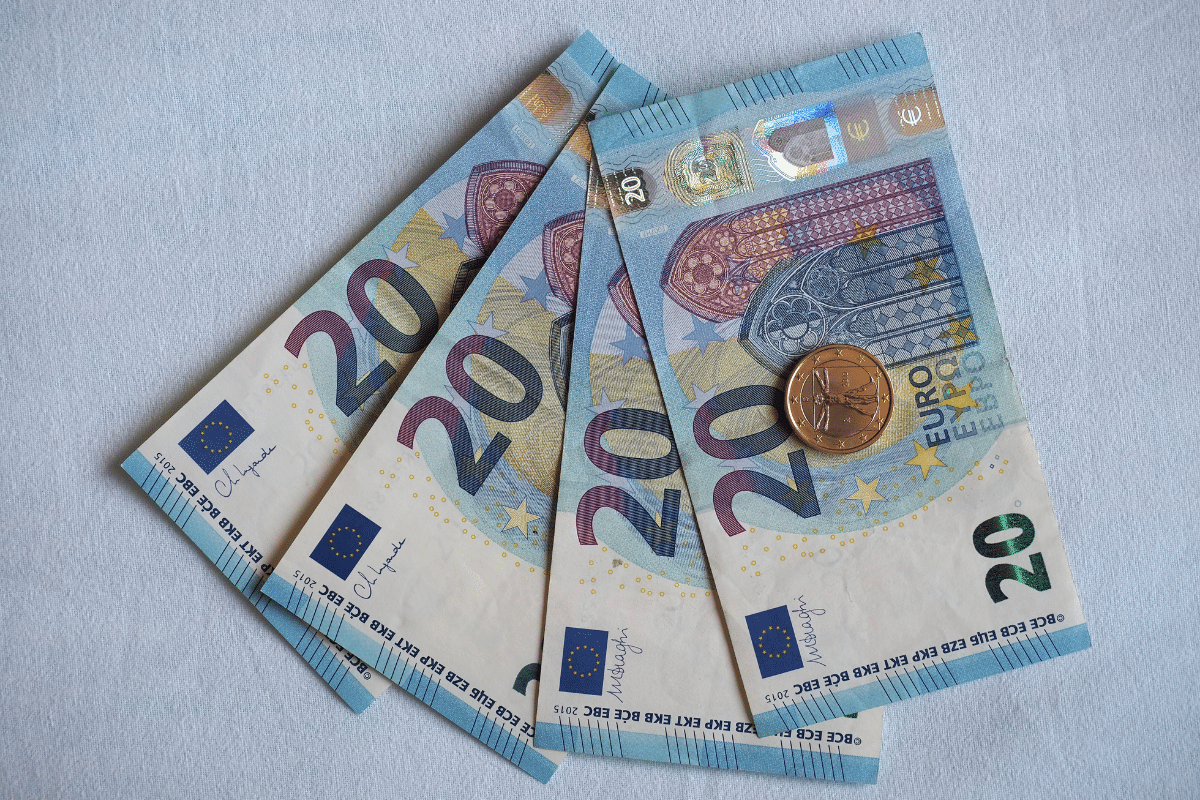 Votre banque vous identifie comme client fragile ? Cette offre fait passer certains frais de 25 à 20 €