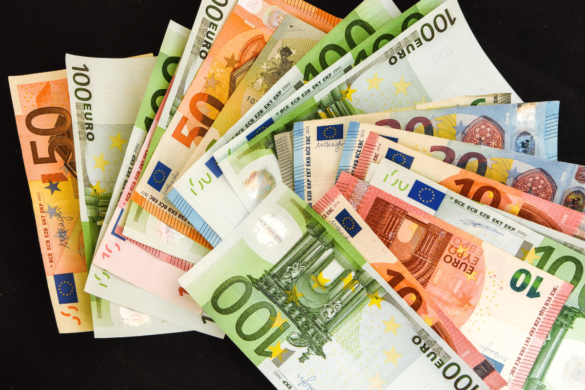 Crédits d'impôt : le fisc regarde vos anciennes dépenses, et cette différence peut vous obliger à rembourser en 2027